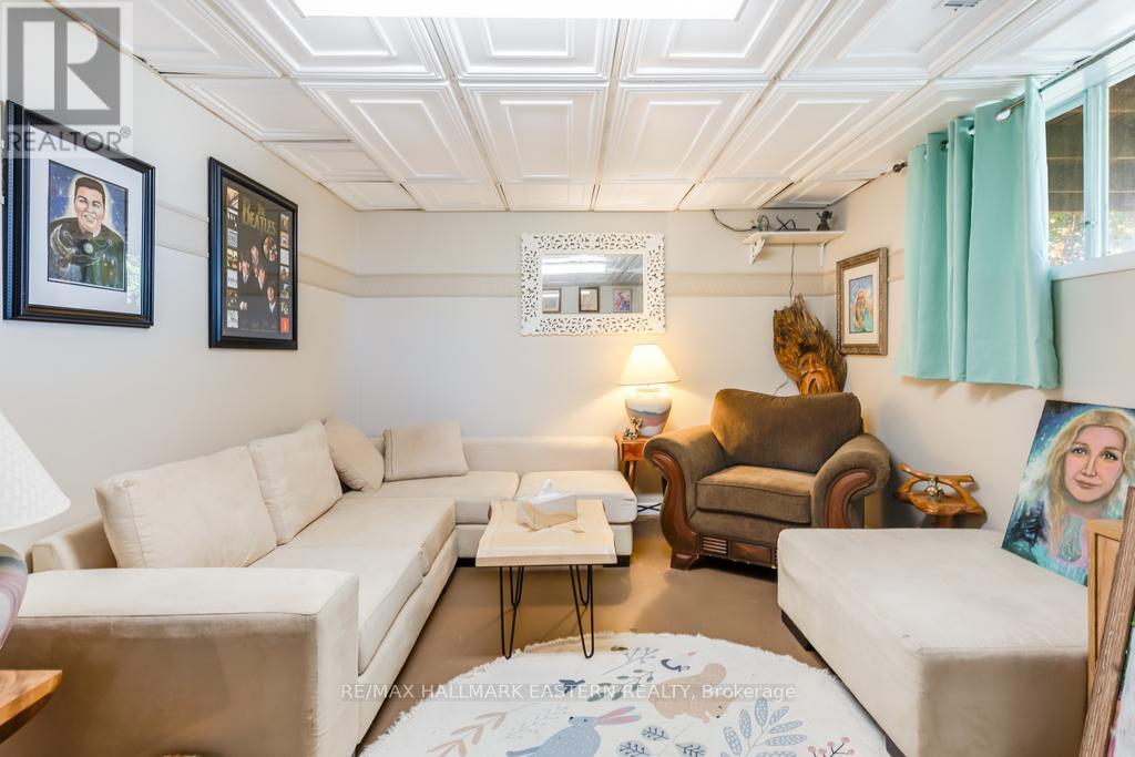 1013 Nicholl's Boulevard, Selwyn, Ontario  K0L 1H0 - Photo 28 - X12457024