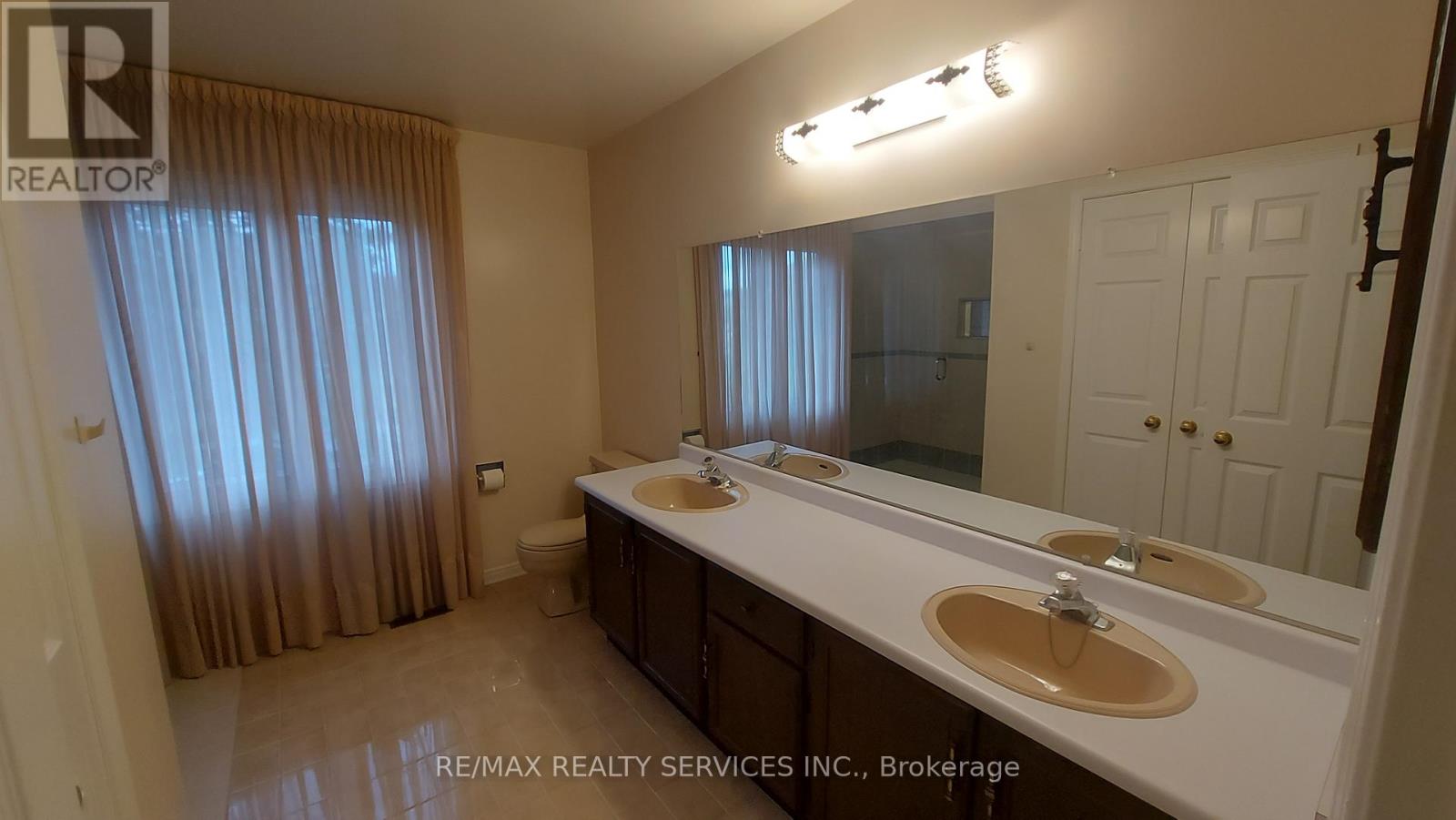 26 Hacienda Court, Brampton, Ontario  L6Z 3J1 - Photo 26 - W12348242