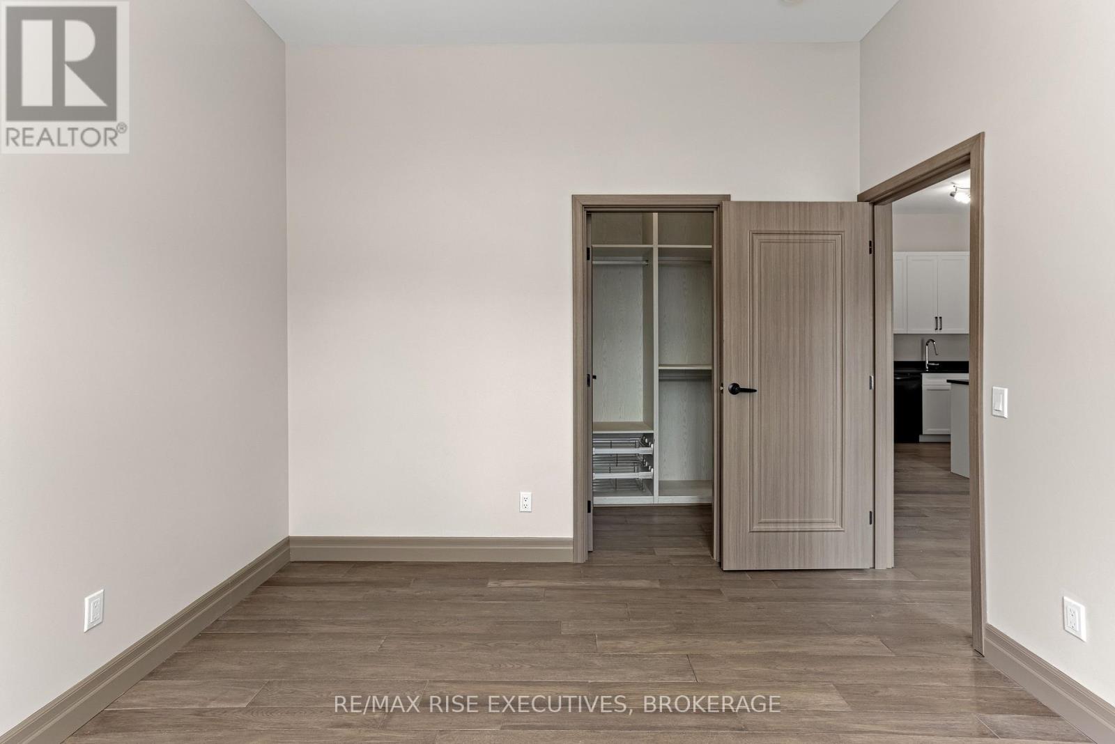 219 - 847 Development Drive, Kingston (South Of Taylor-Kidd Blvd), Ontario  K7M 4W6 - Photo 14 - X12476110
