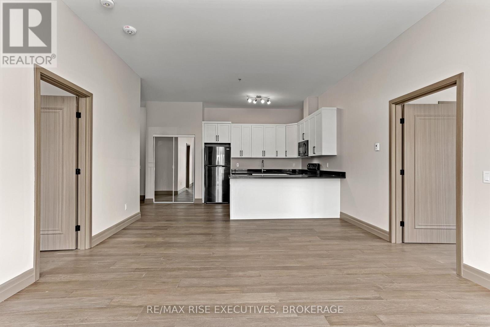 219 - 847 Development Drive, Kingston (South Of Taylor-Kidd Blvd), Ontario  K7M 4W6 - Photo 3 - X12476110