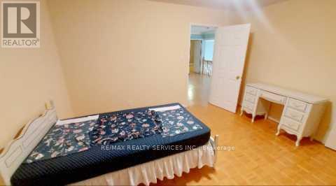 26 Hacienda Court, Brampton, Ontario  L6Z 3J1 - Photo 30 - W12348242