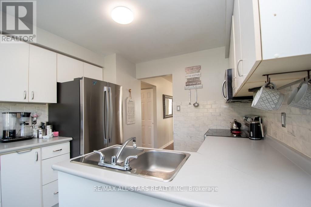 176 Elgin Street, Kawartha Lakes, Ontario  K9V 6B3 - Photo 18 - X12454119