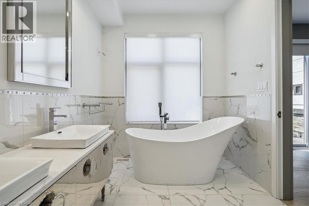 4 Sunrow Gate, Hamilton, Ontario  L8E 5C1 - Photo 20 - 40781552