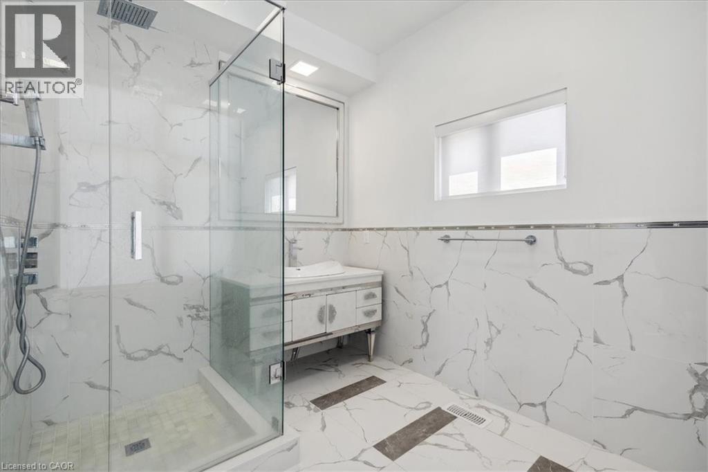 4 Sunrow Gate, Hamilton, Ontario  L8E 5C1 - Photo 24 - 40781552