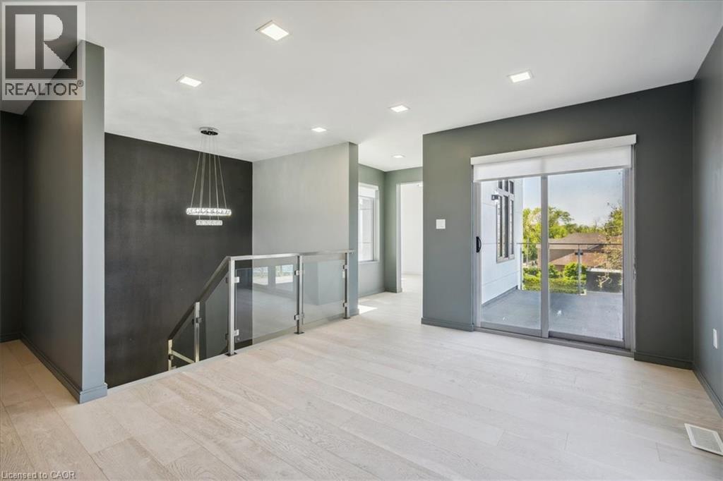 4 Sunrow Gate, Hamilton, Ontario  L8E 5C1 - Photo 31 - 40781552