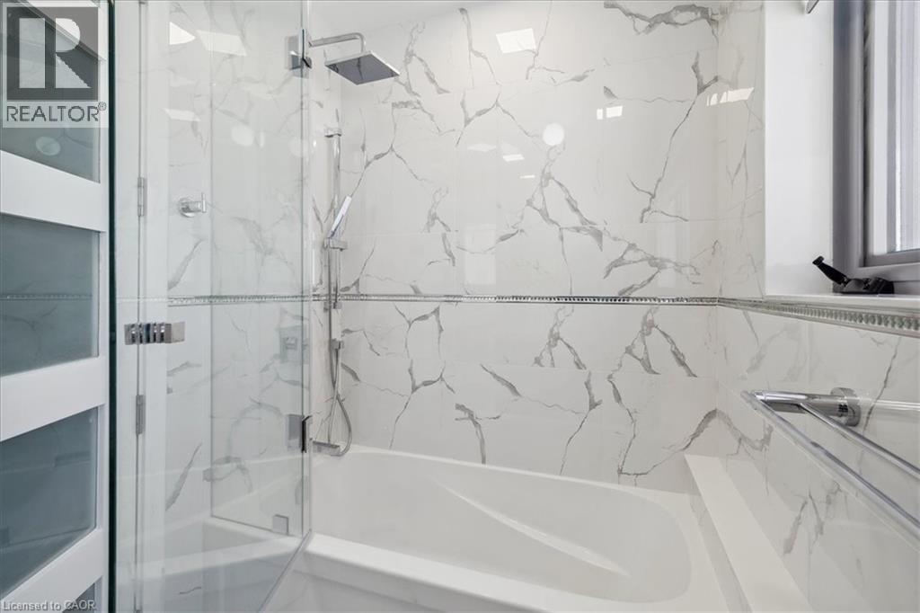 4 Sunrow Gate, Hamilton, Ontario  L8E 5C1 - Photo 37 - 40781552
