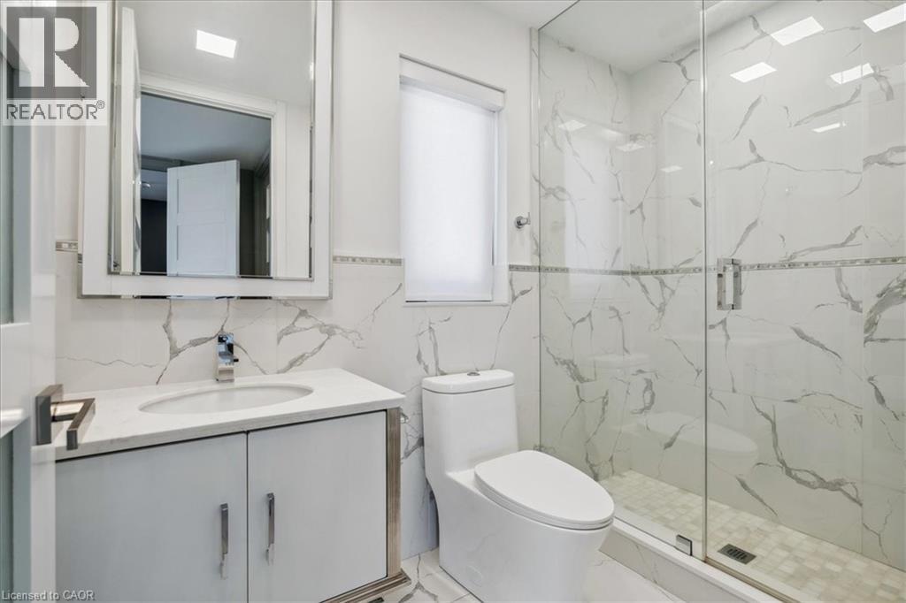 4 Sunrow Gate, Hamilton, Ontario  L8E 5C1 - Photo 39 - 40781552