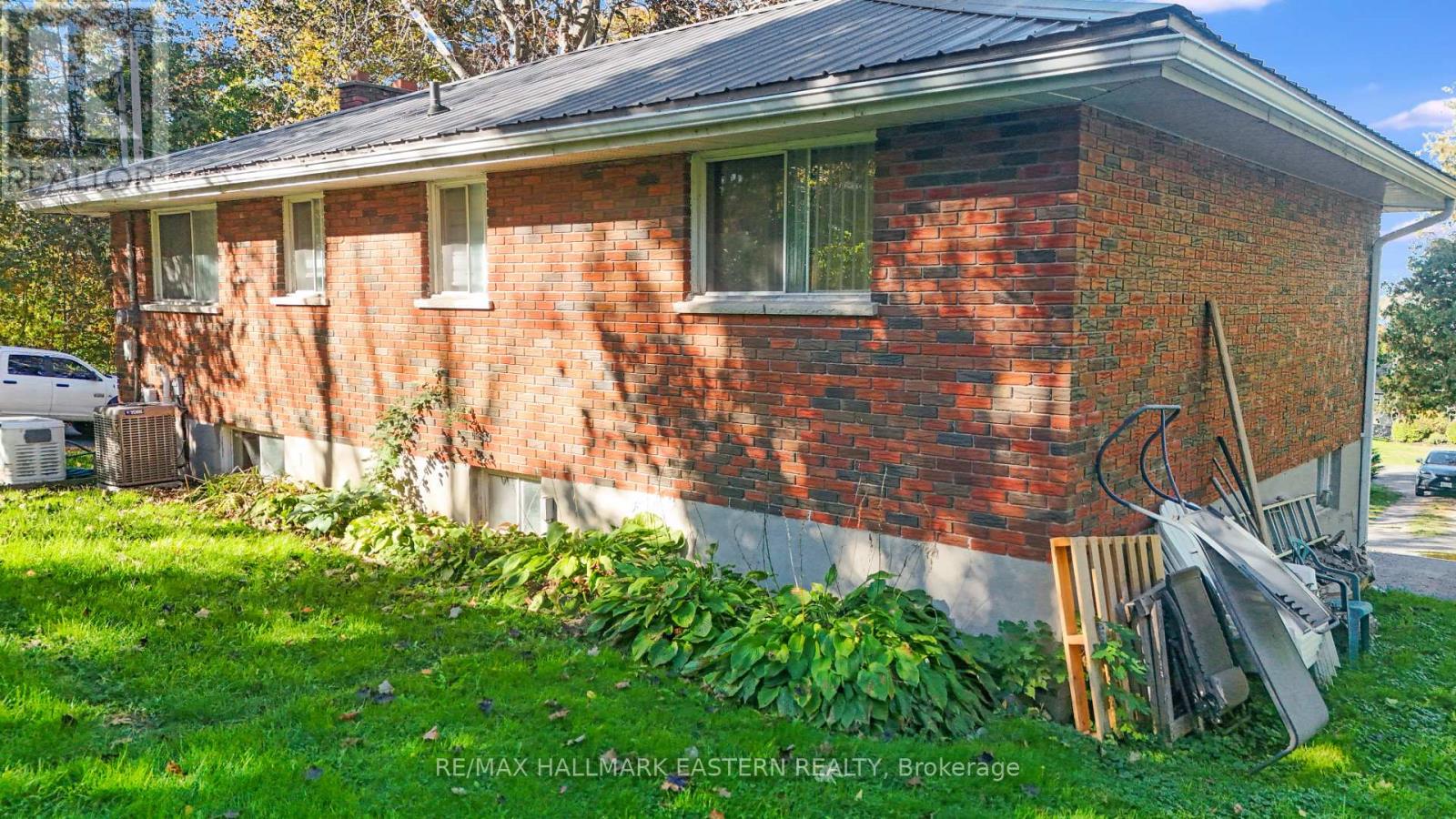 1013 Nicholl's Boulevard, Selwyn, Ontario  K0L 1H0 - Photo 42 - X12457024