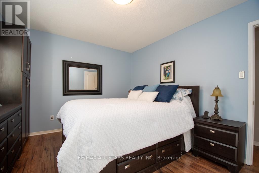 176 Elgin Street, Kawartha Lakes, Ontario  K9V 6B3 - Photo 27 - X12454119