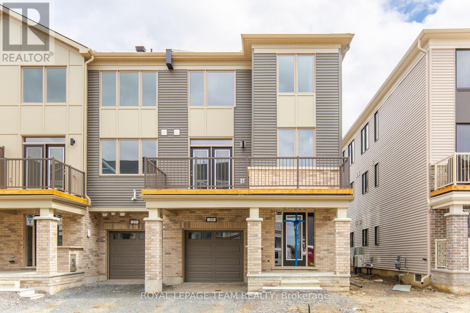 29 STITCH MEWS N, Ottawa, Ontario