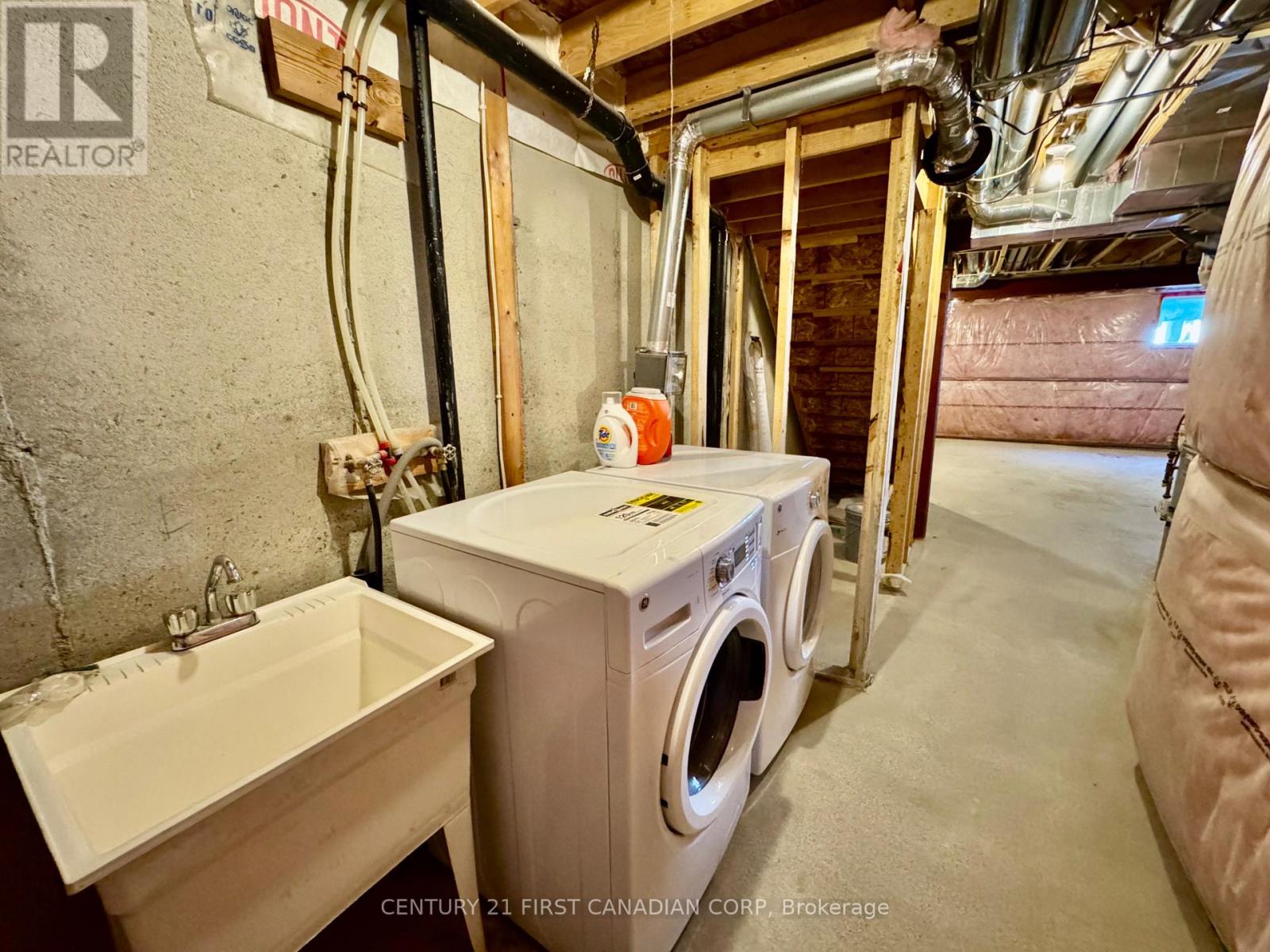 46 - 3186 Singleton Avenue, London South, Ontario  N6L 0B8 - Photo 20 - X12476163