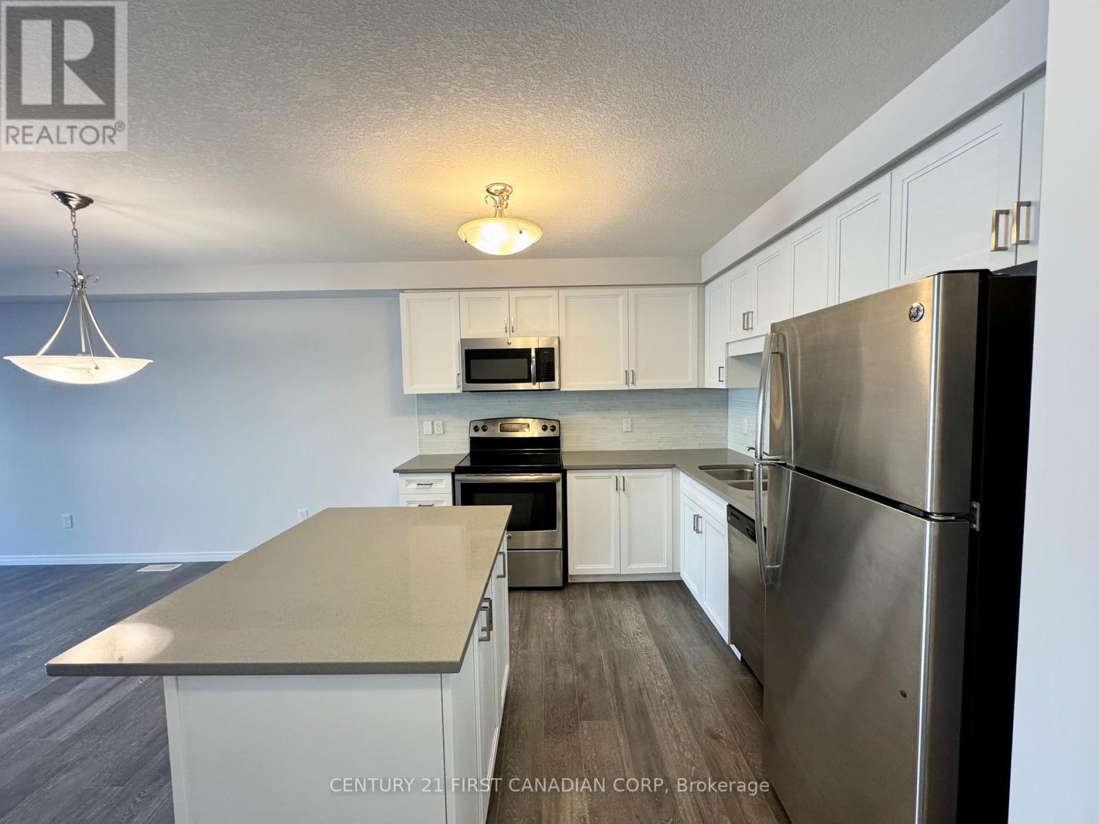 46 - 3186 Singleton Avenue, London South, Ontario  N6L 0B8 - Photo 5 - X12476163