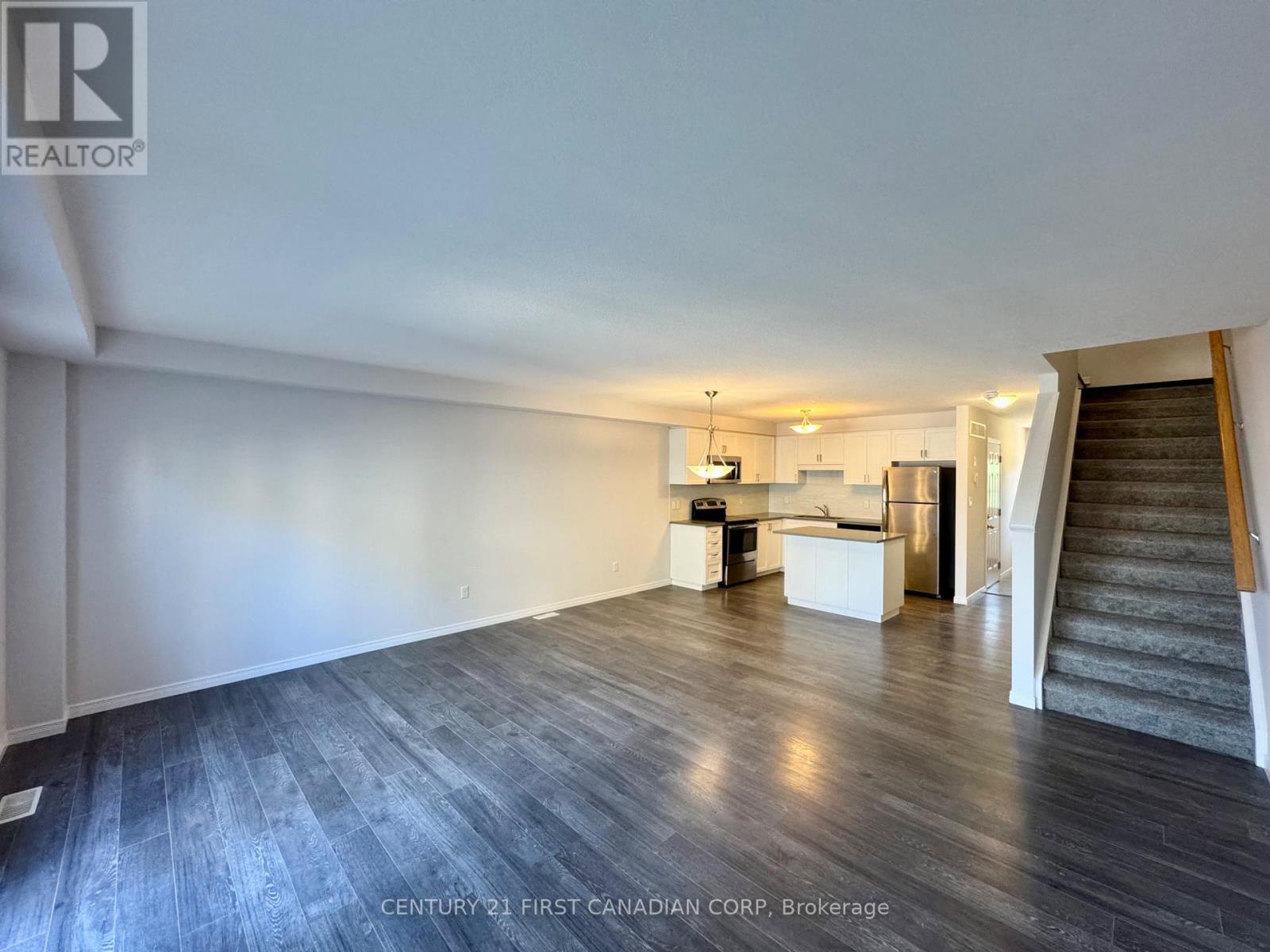 46 - 3186 Singleton Avenue, London South, Ontario  N6L 0B8 - Photo 8 - X12476163