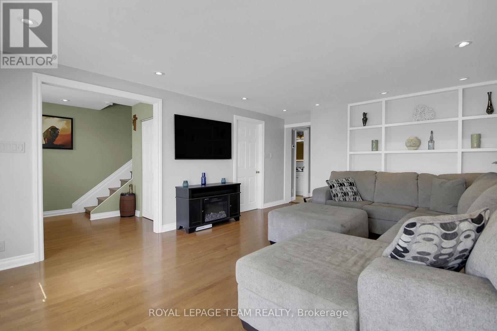 5745 Fourth Line Road, Ottawa, Ontario  K0A 2T0 - Photo 6 - X12466552