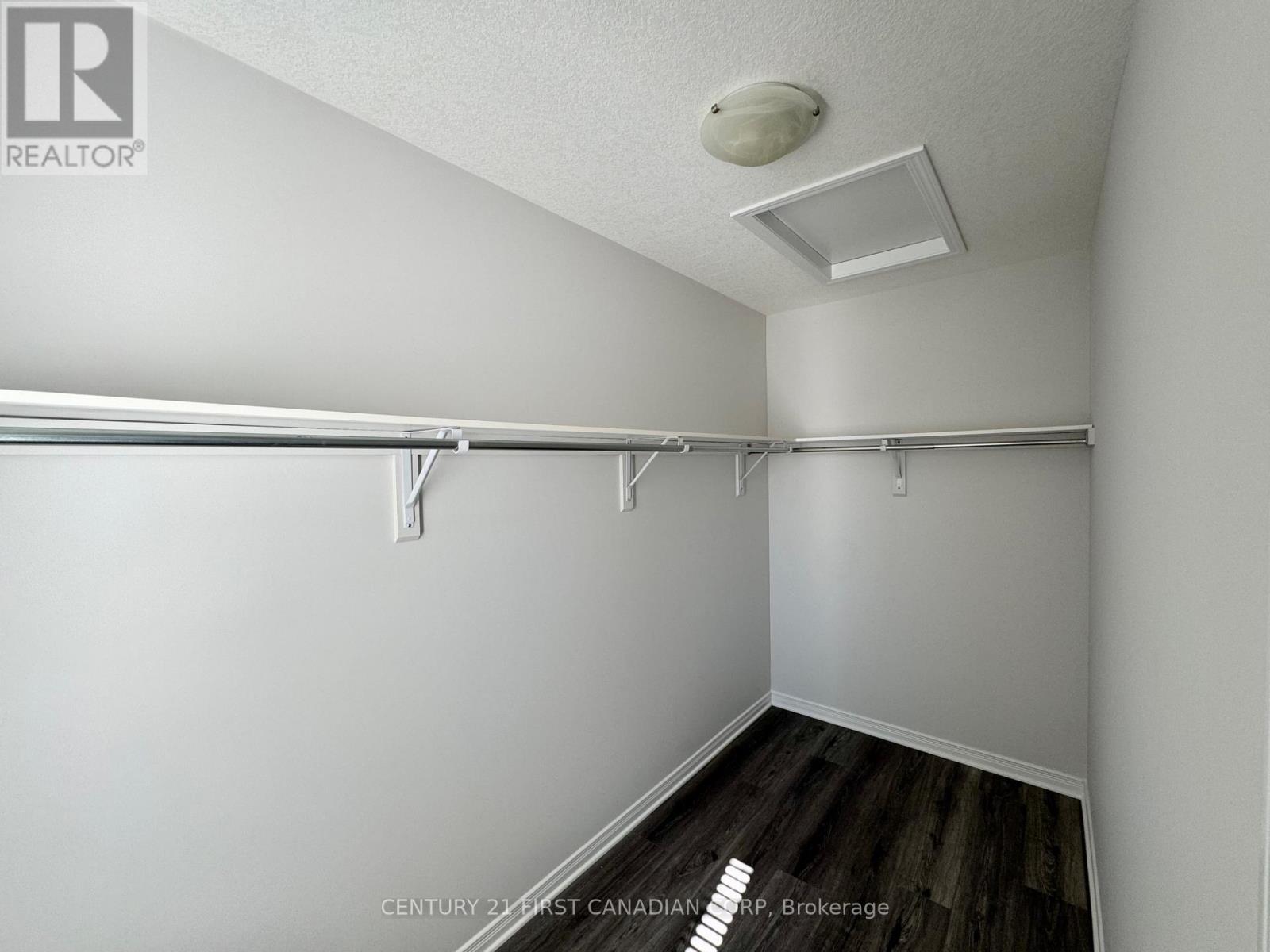 46 - 3186 Singleton Avenue, London South, Ontario  N6L 0B8 - Photo 13 - X12476163