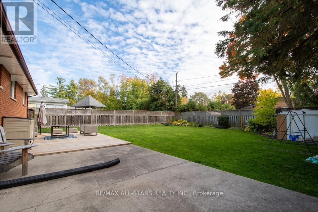 25 Maryknoll Avenue, Kawartha Lakes, Ontario  K9V 1A7 - Photo 37 - X12466084