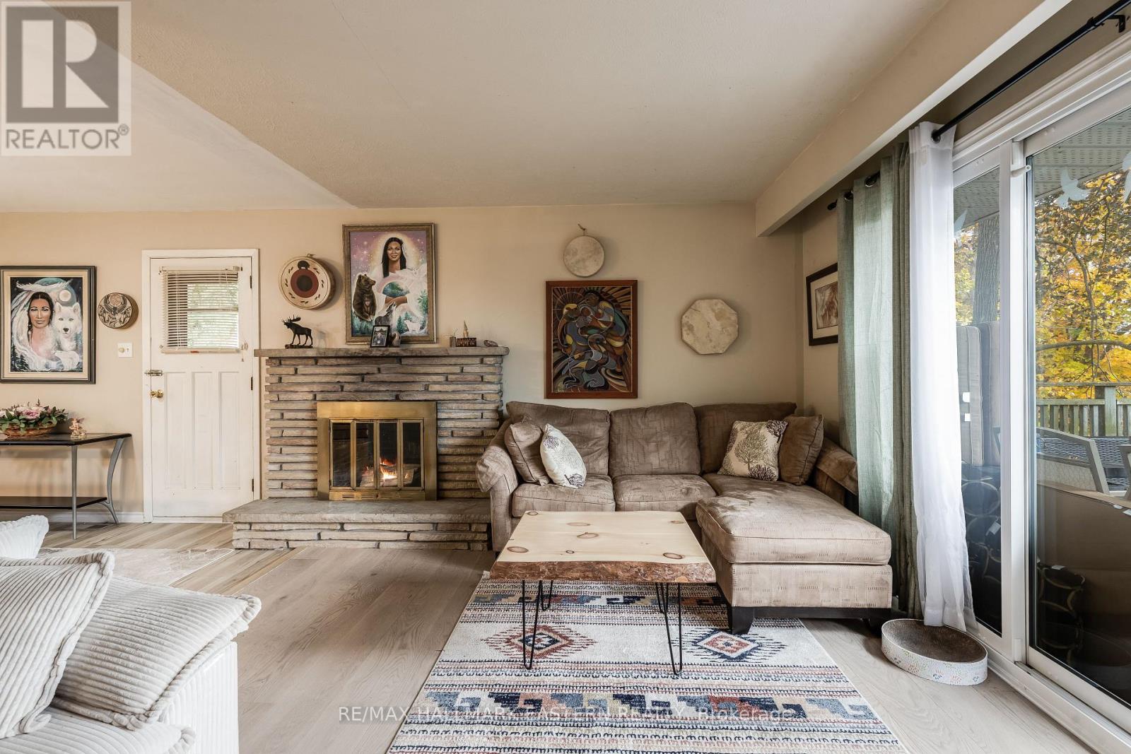 1013 Nicholl's Boulevard, Selwyn, Ontario  K0L 1H0 - Photo 7 - X12457024