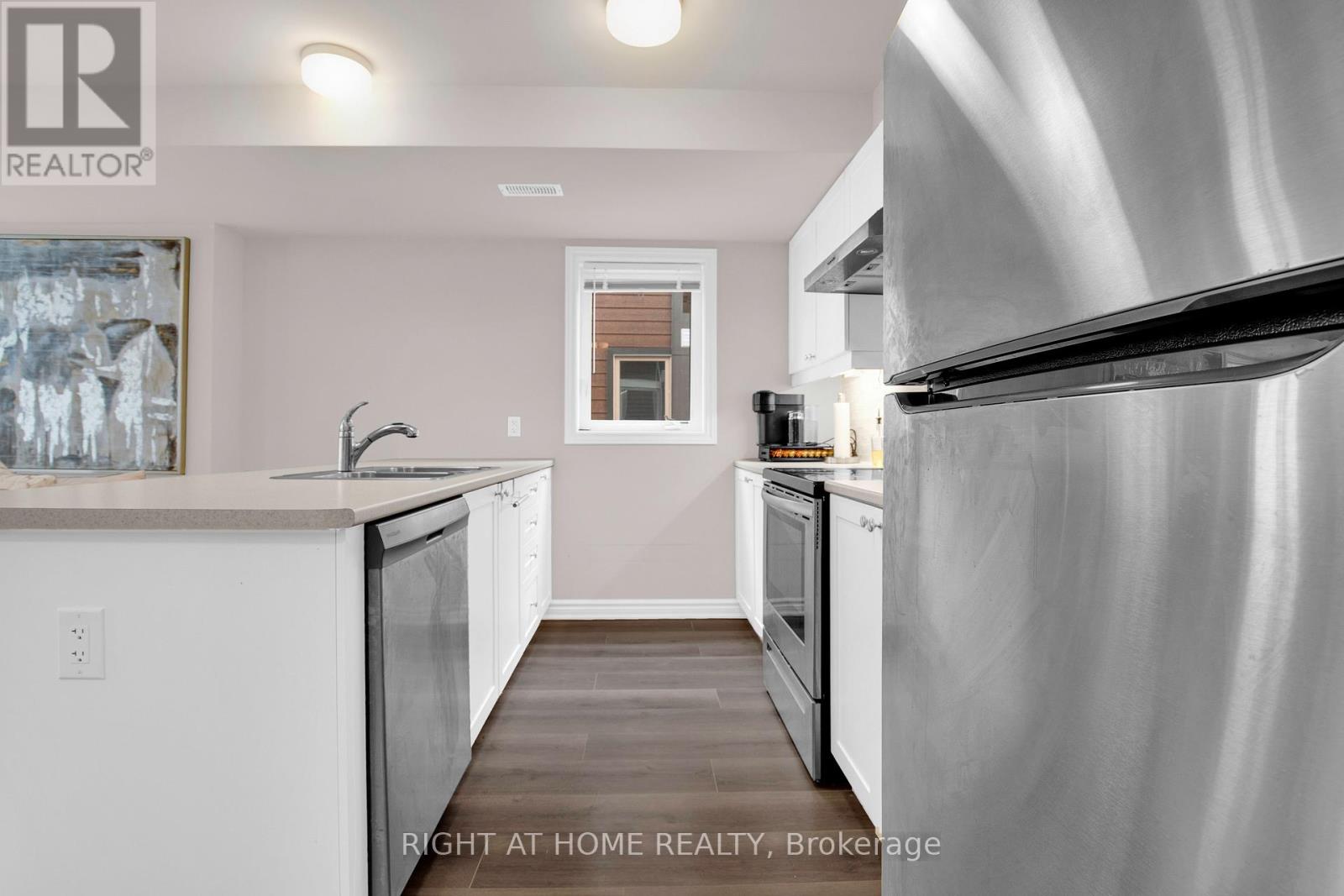 127 Anthracite Private, Ottawa, Ontario  K2J 7C8 - Photo 15 - X12470629