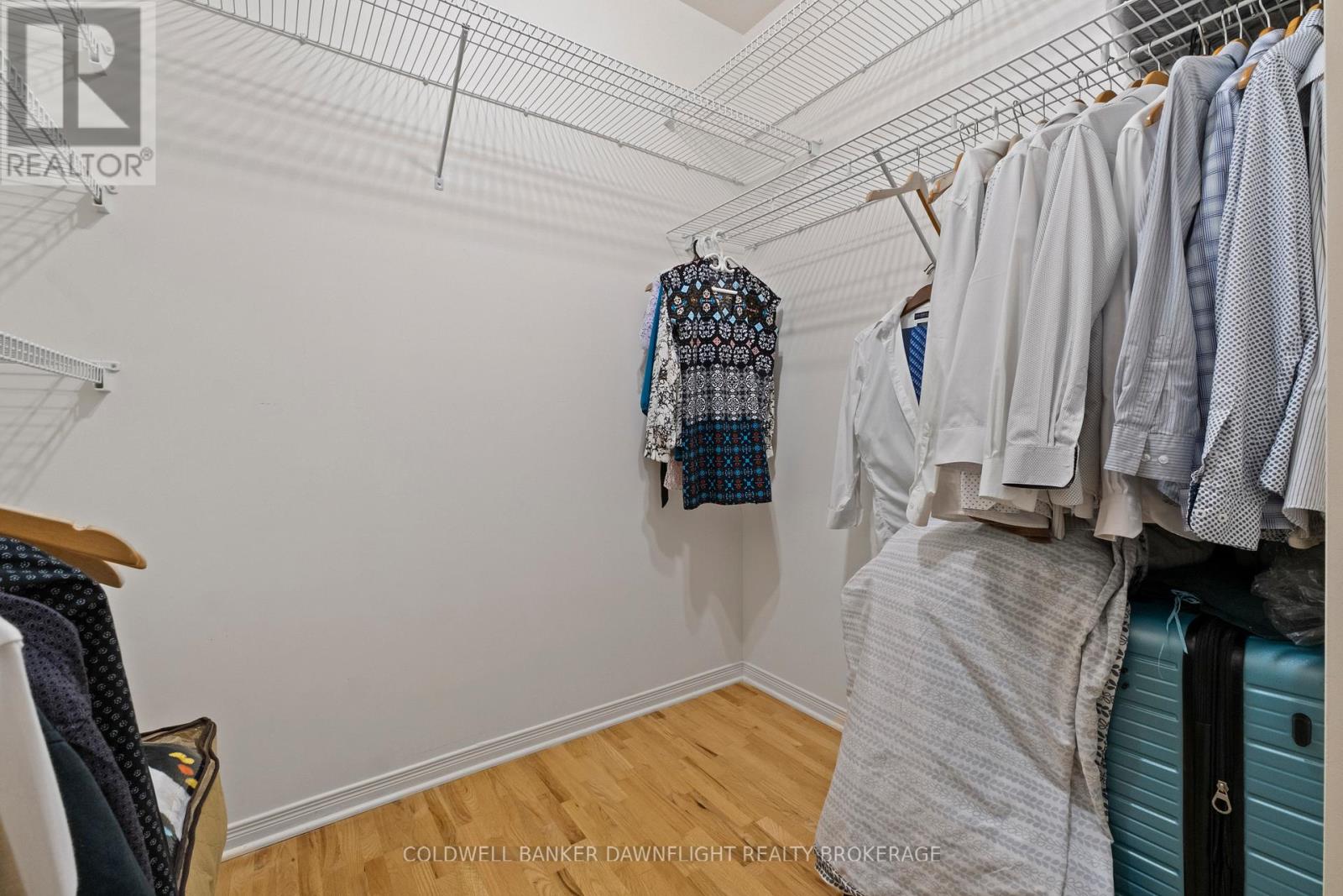 Photo 28 of 50 for 246 Hazelton Lane