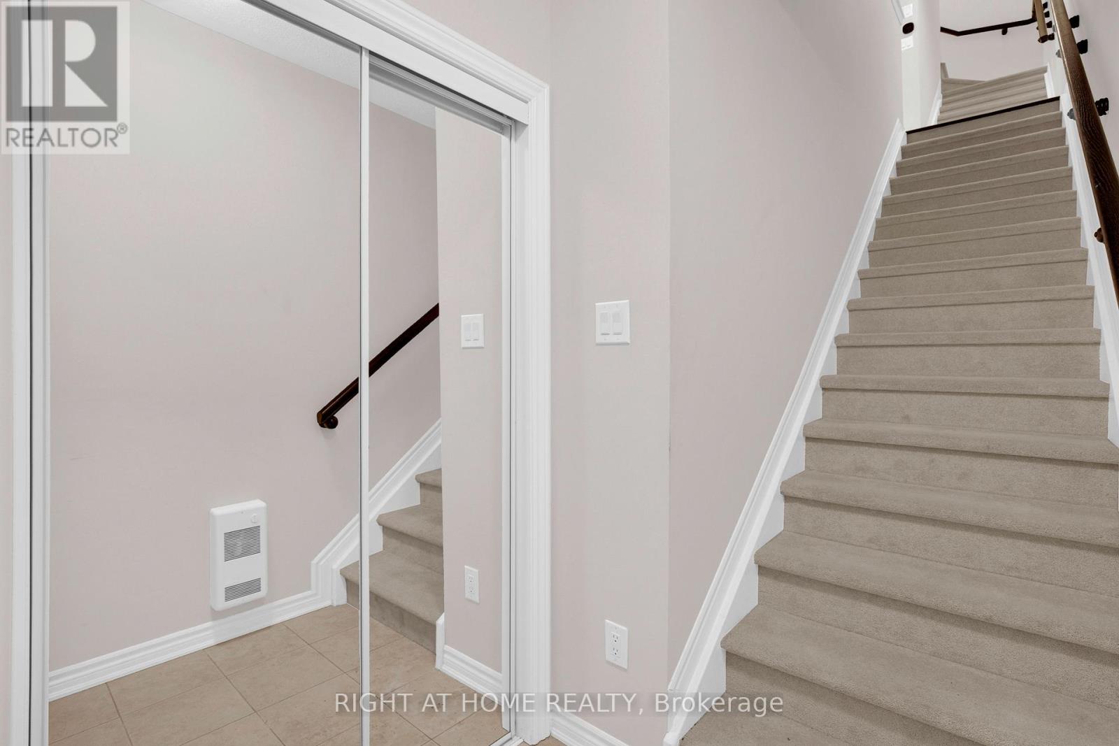 127 Anthracite Private, Ottawa, Ontario  K2J 7C8 - Photo 3 - X12470629