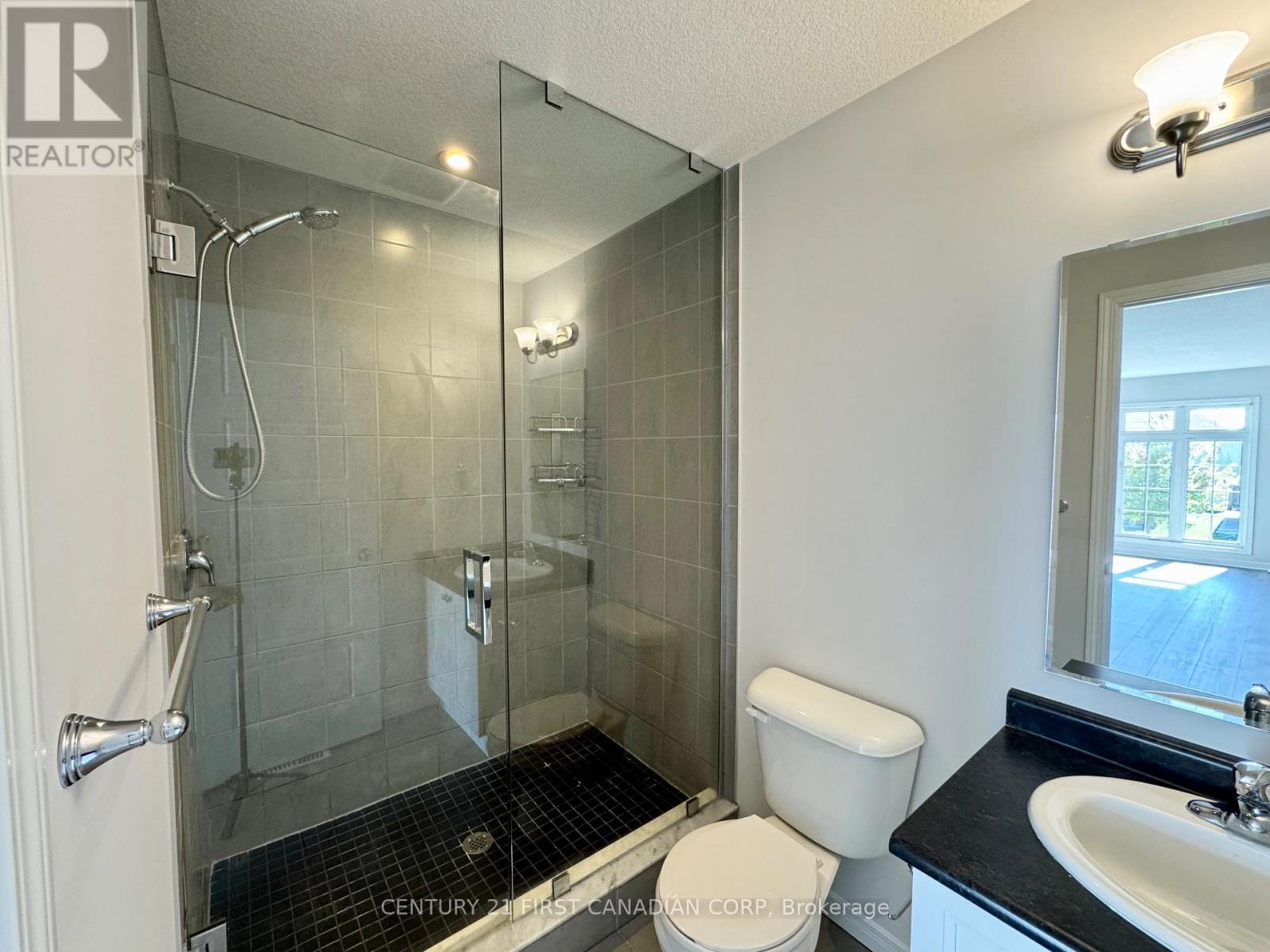 46 - 3186 Singleton Avenue, London South, Ontario  N6L 0B8 - Photo 14 - X12476163