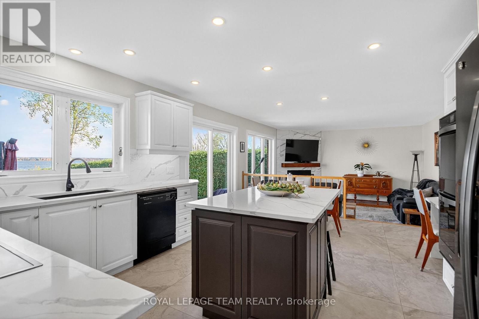 259 Grandview Road, Ottawa, Ontario  K2H 8B9 - Photo 14 - X12474457