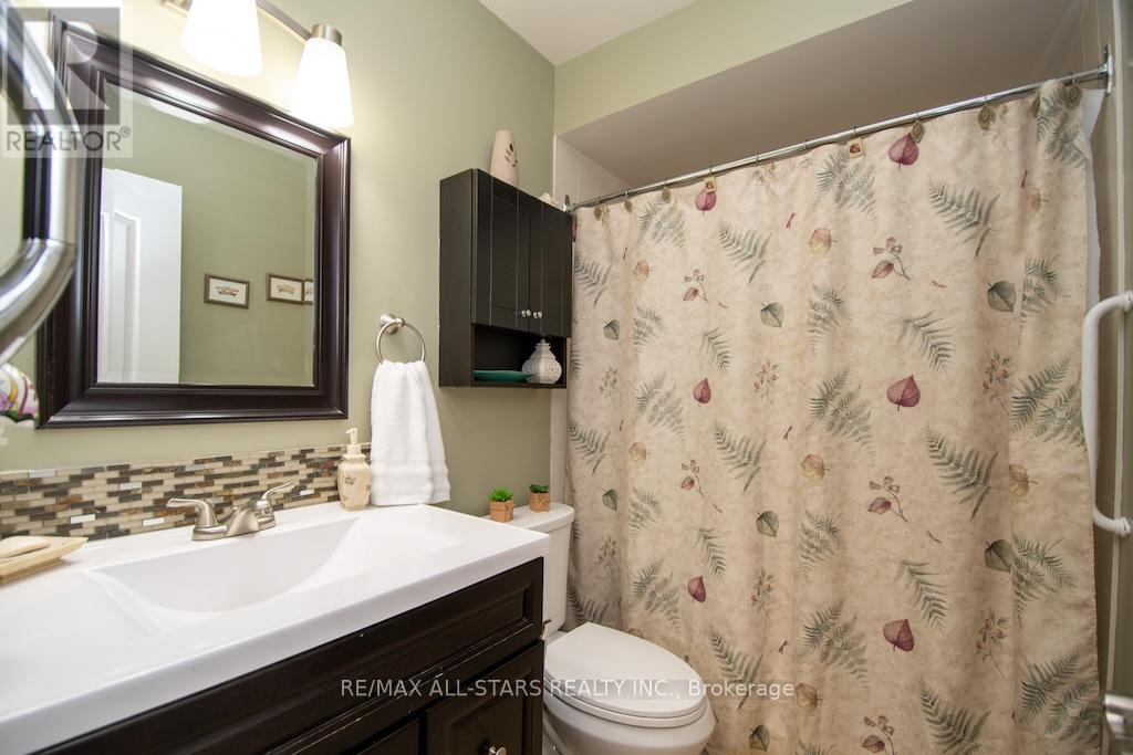 176 Elgin Street, Kawartha Lakes, Ontario  K9V 6B3 - Photo 30 - X12454119