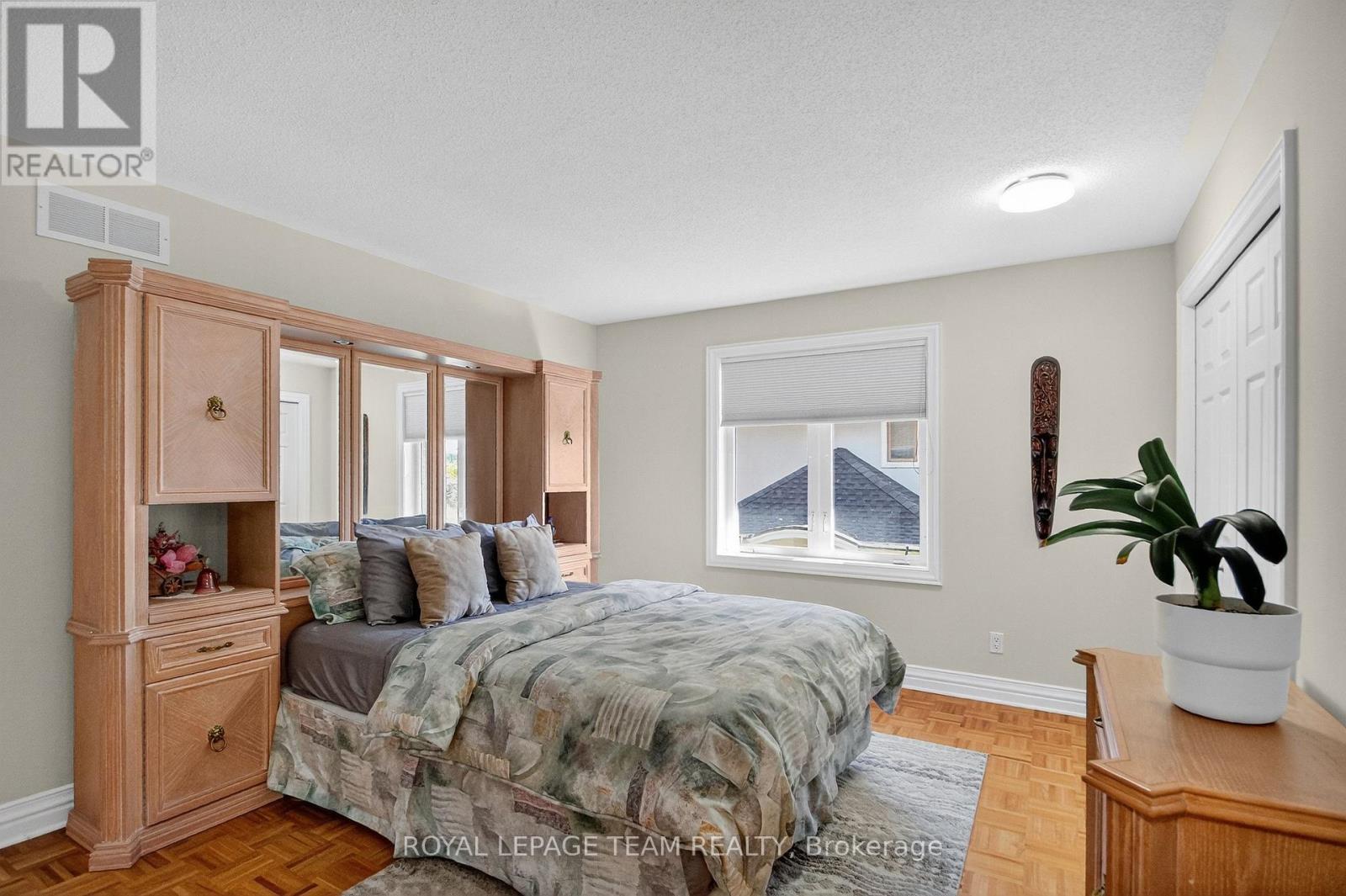 259 Grandview Road, Ottawa, Ontario  K2H 8B9 - Photo 38 - X12474457