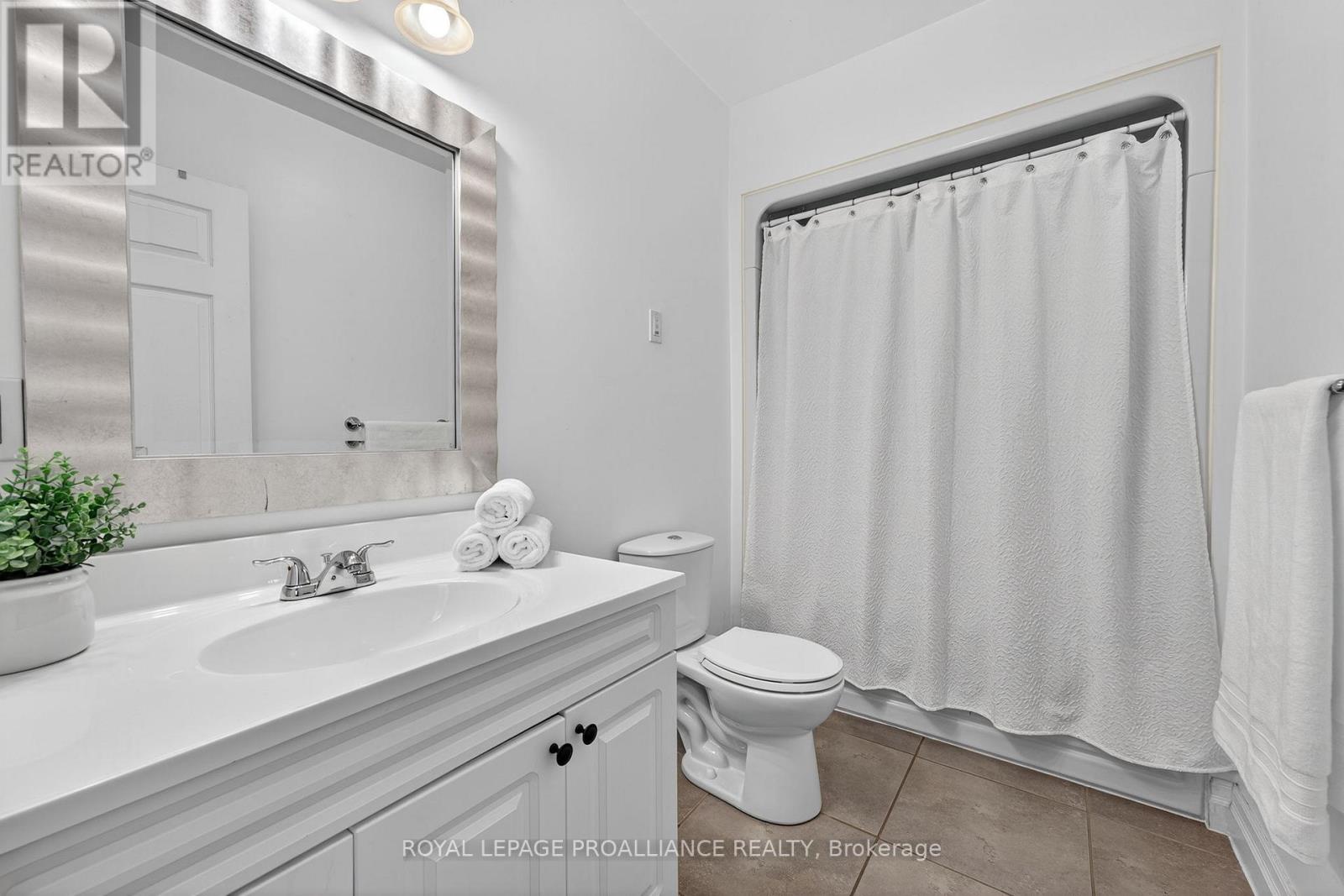 40 Charles Court, Tweed, Ontario  K0K 3J0 - Photo 31 - X12476013