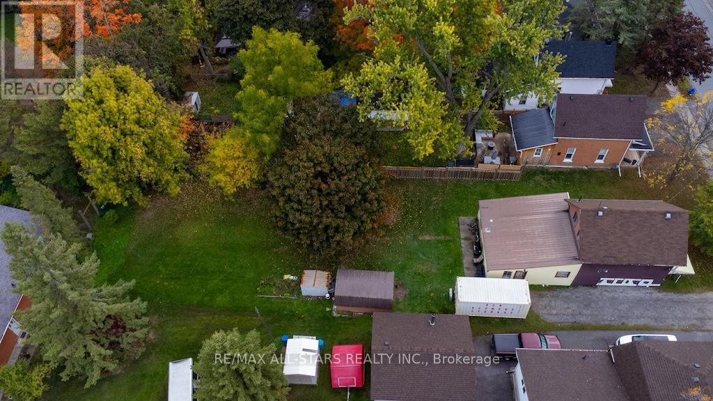 48 Elgin Street, Kawartha Lakes, Ontario  K9V 3W3 - Photo 31 - X12470141