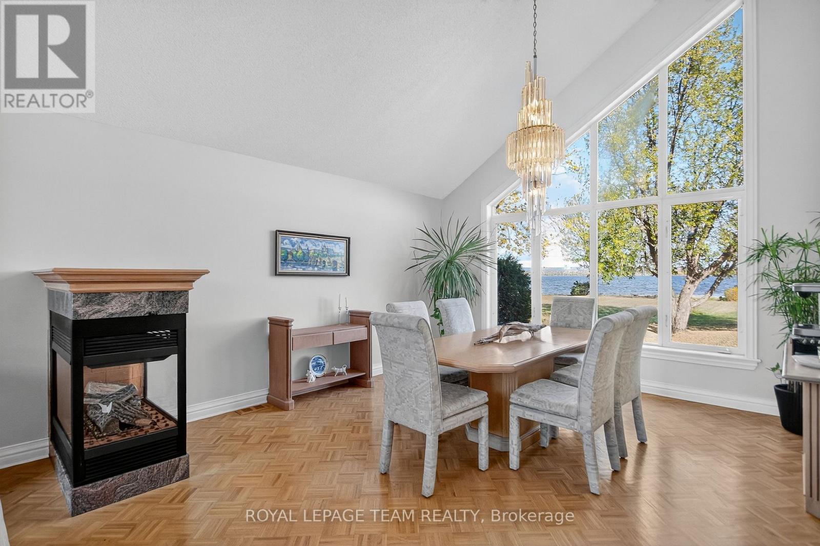 259 Grandview Road, Ottawa, Ontario  K2H 8B9 - Photo 11 - X12474457