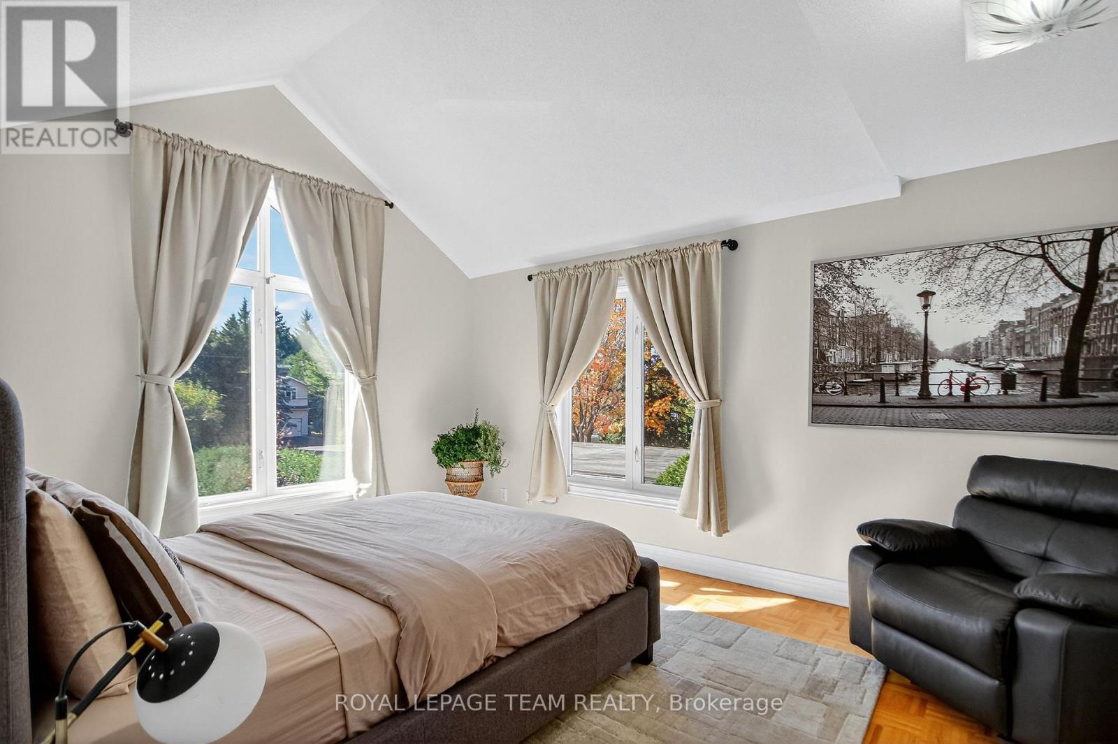 259 Grandview Road, Ottawa, Ontario  K2H 8B9 - Photo 34 - X12474457