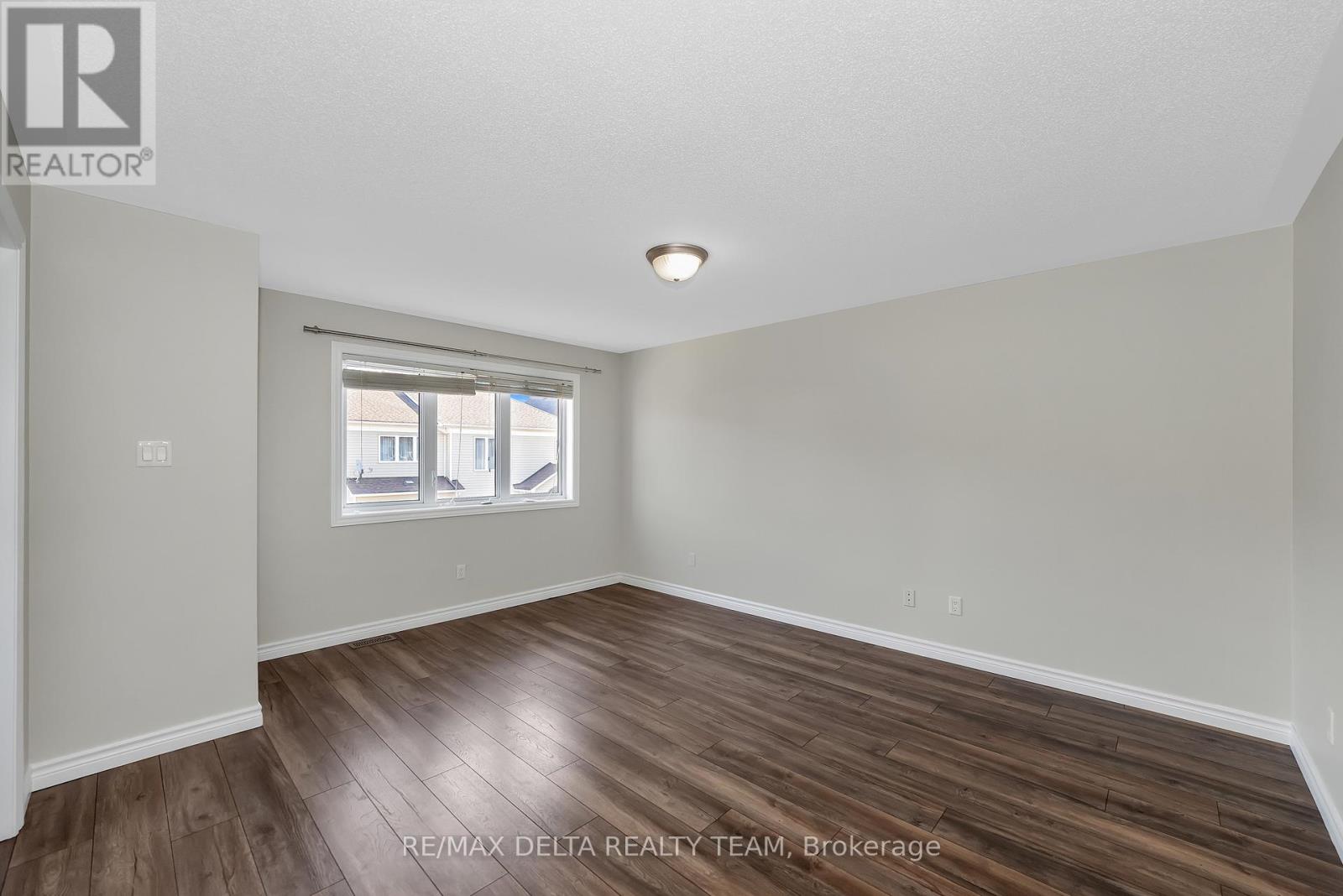 725 Whaley Ridge, Ottawa, Ontario  K4A 0P7 - Photo 19 - X12475941
