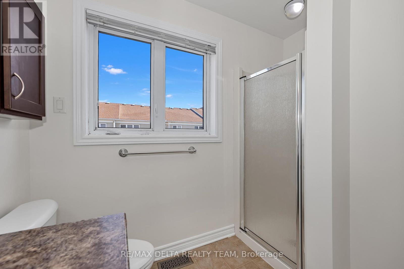 725 Whaley Ridge, Ottawa, Ontario  K4A 0P7 - Photo 15 - X12475941