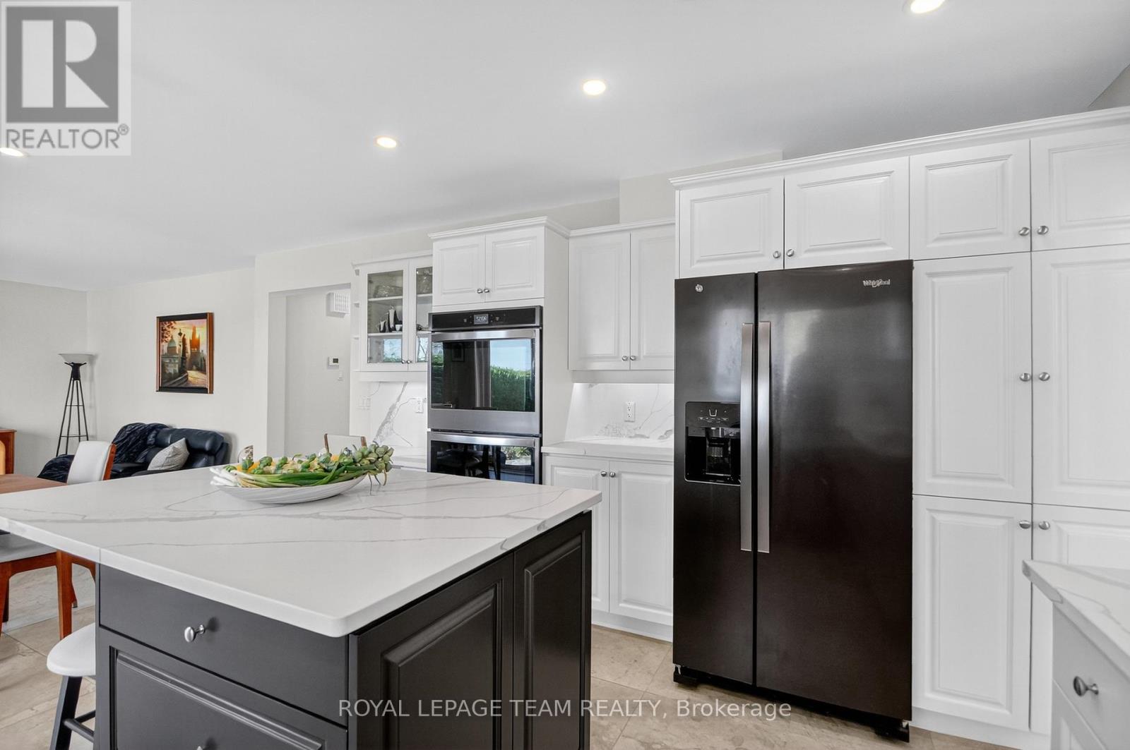 259 Grandview Road, Ottawa, Ontario  K2H 8B9 - Photo 16 - X12474457