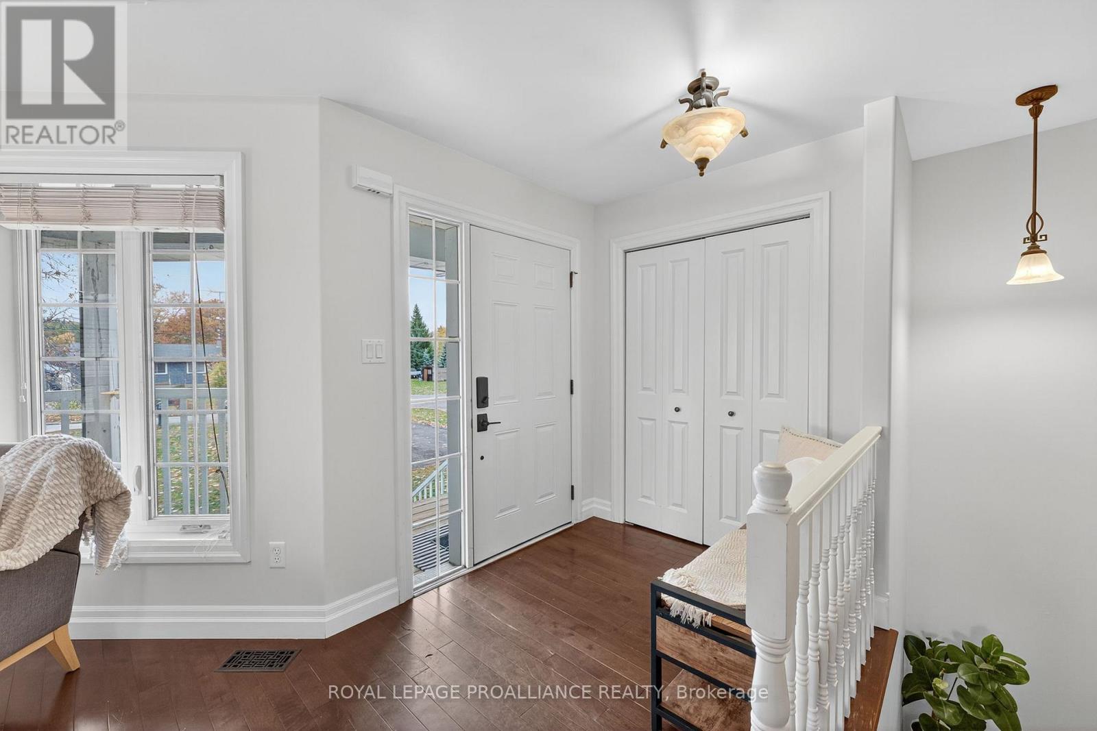 40 Charles Court, Tweed, Ontario  K0K 3J0 - Photo 6 - X12476013