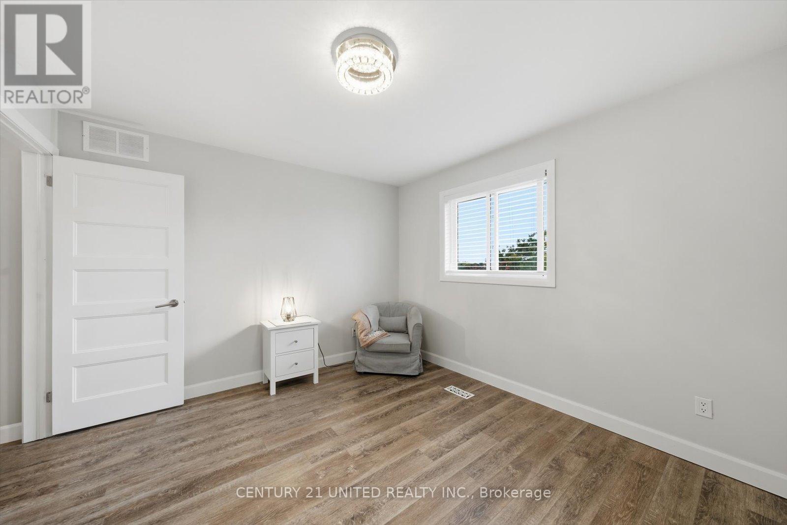 2339 Kawartha Heights Boulevard, Peterborough, Ontario  K9K 1S4 - Photo 26 - X12476066