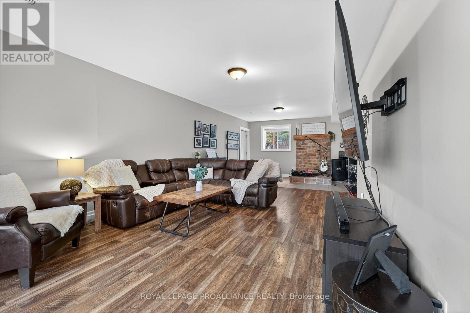 40 Charles Court, Tweed, Ontario  K0K 3J0 - Photo 30 - X12476013