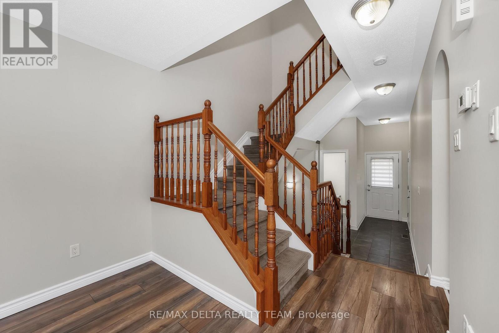725 Whaley Ridge, Ottawa, Ontario  K4A 0P7 - Photo 10 - X12475941