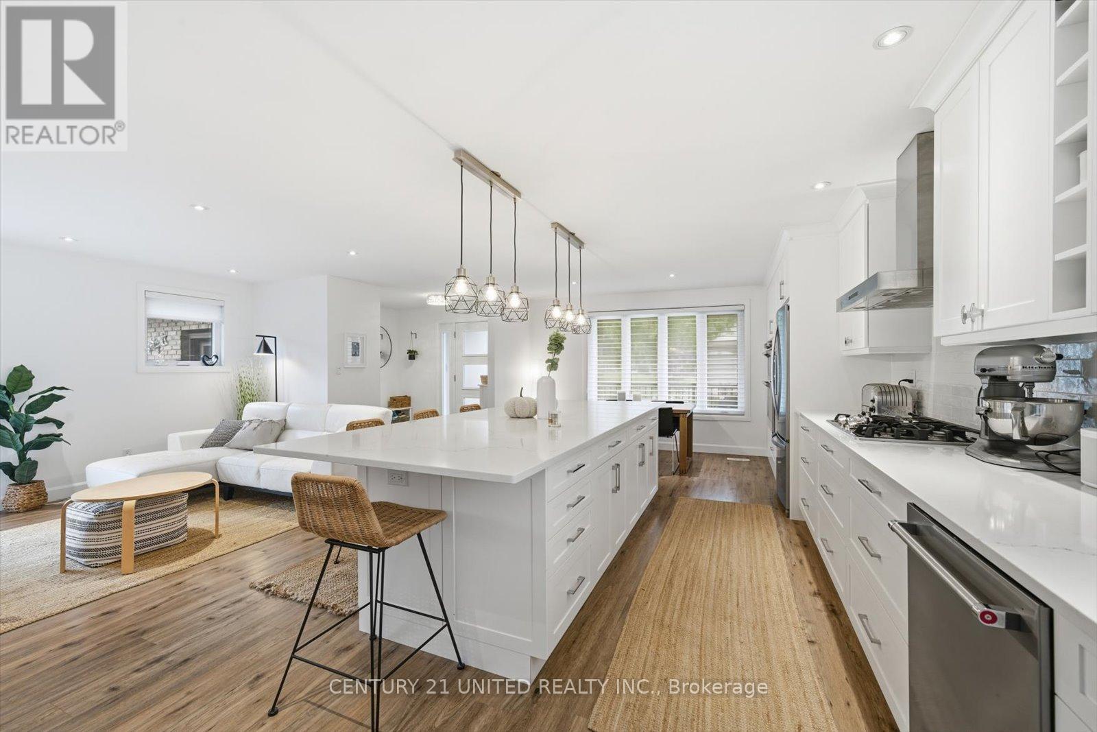 2339 Kawartha Heights Boulevard, Peterborough, Ontario  K9K 1S4 - Photo 12 - X12476066