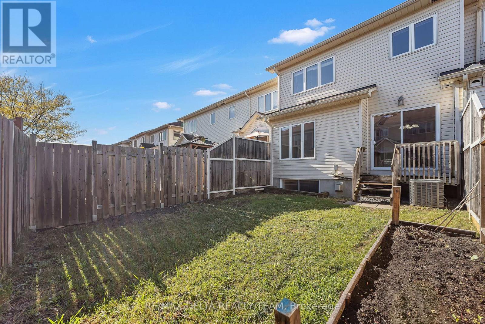 725 Whaley Ridge, Ottawa, Ontario  K4A 0P7 - Photo 26 - X12475941