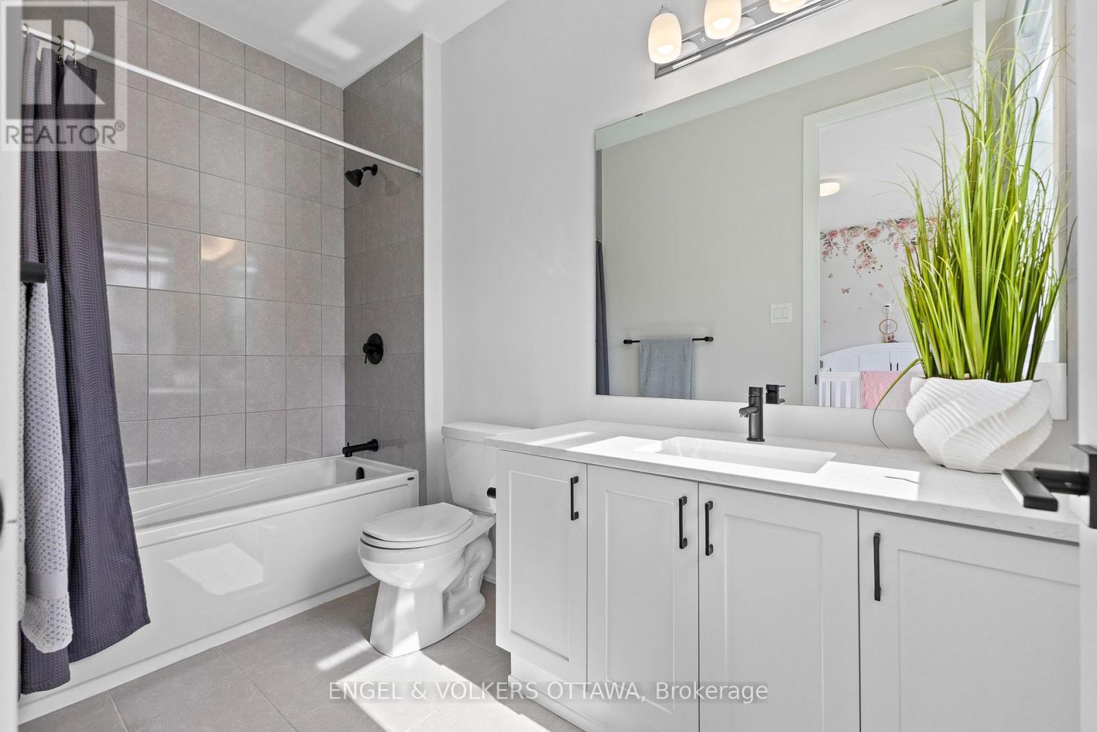 119 Green Ash Avenue, Ottawa, Ontario  K0A 2Z0 - Photo 36 - X12475955