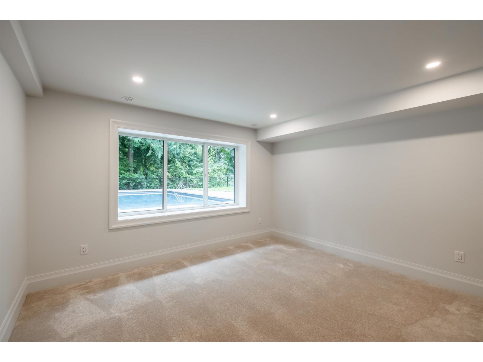 24420 48 Avenue, Langley, British Columbia  V2Z 2M4 - Photo 32 - R3060655