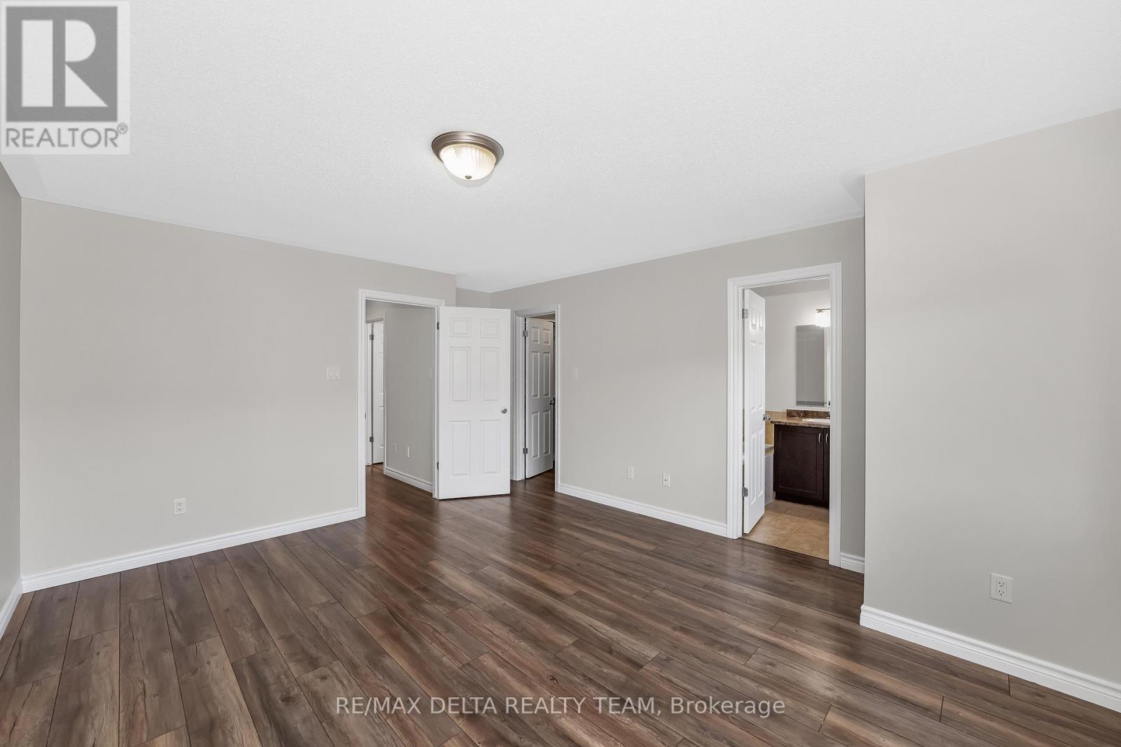725 Whaley Ridge, Ottawa, Ontario  K4A 0P7 - Photo 20 - X12475941