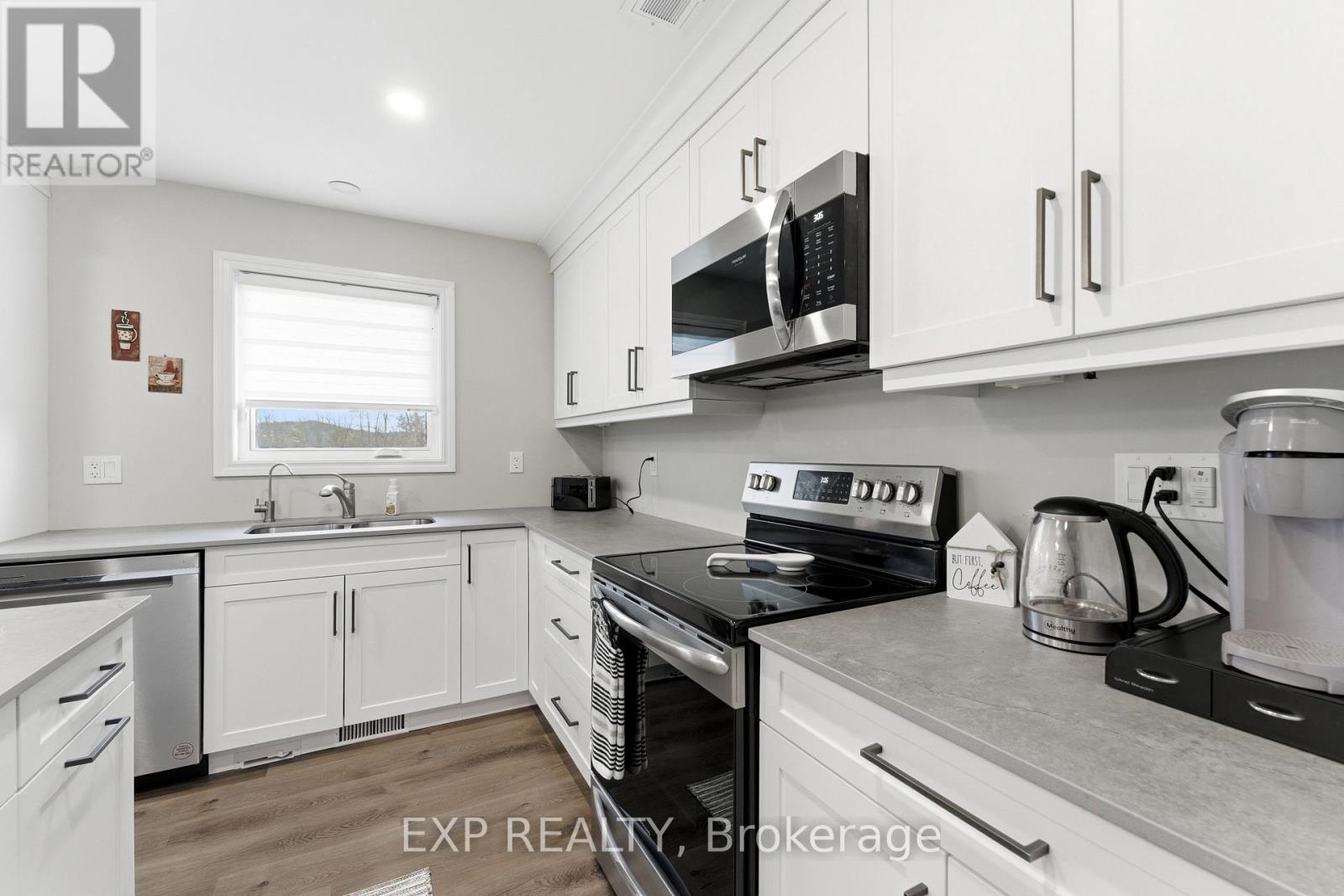 167 Bernard Long Road, Quinte West, Ontario  K8V 5P6 - Photo 14 - X12476127