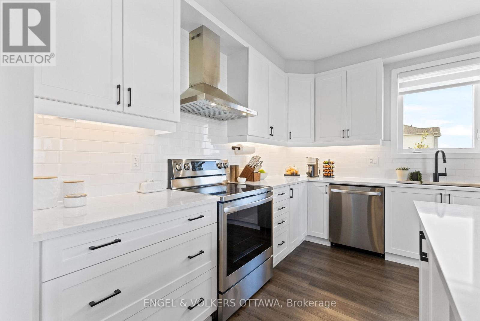 119 Green Ash Avenue, Ottawa, Ontario  K0A 2Z0 - Photo 14 - X12475955