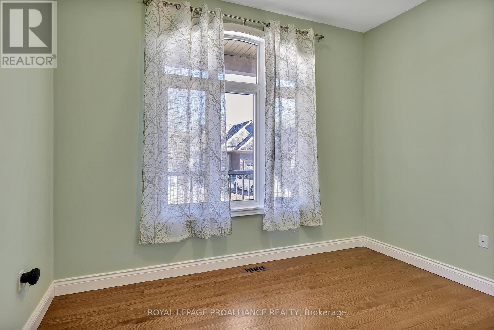 23 Brinton Drive, Peterborough, Ontario  K9J 8S9 - Photo 25 - X12476114