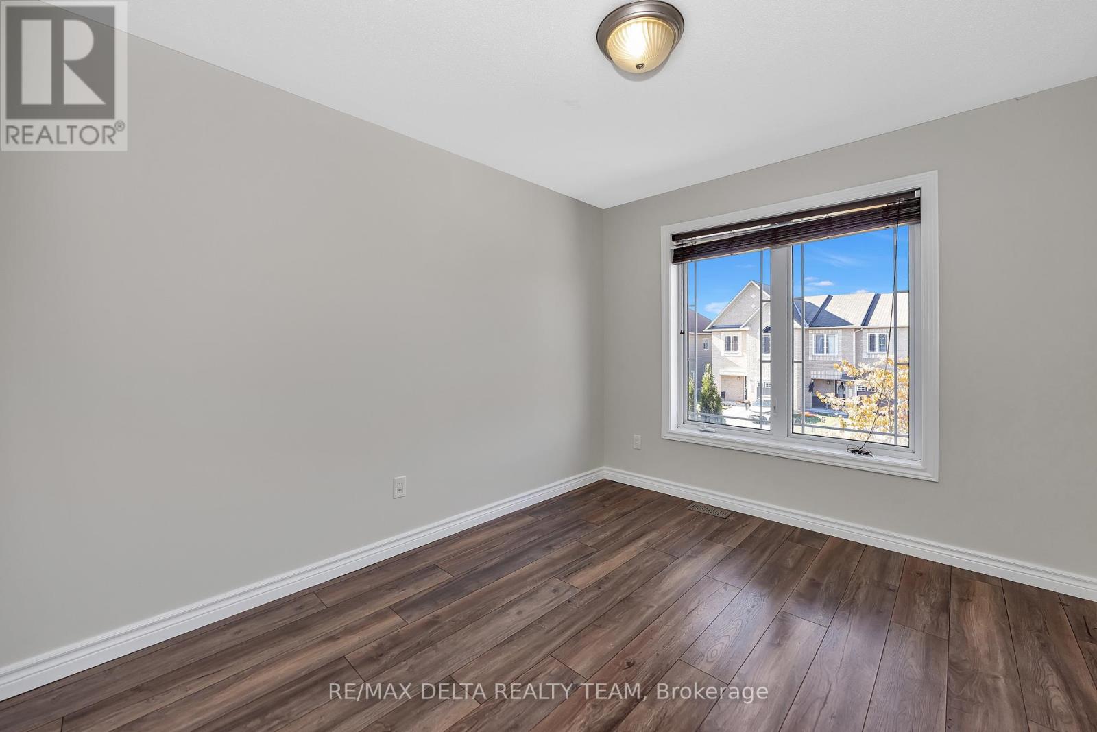 725 Whaley Ridge, Ottawa, Ontario  K4A 0P7 - Photo 12 - X12475941