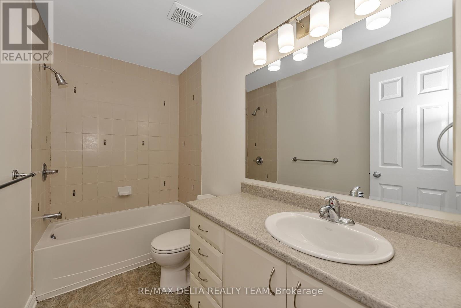 725 Whaley Ridge, Ottawa, Ontario  K4A 0P7 - Photo 21 - X12475941