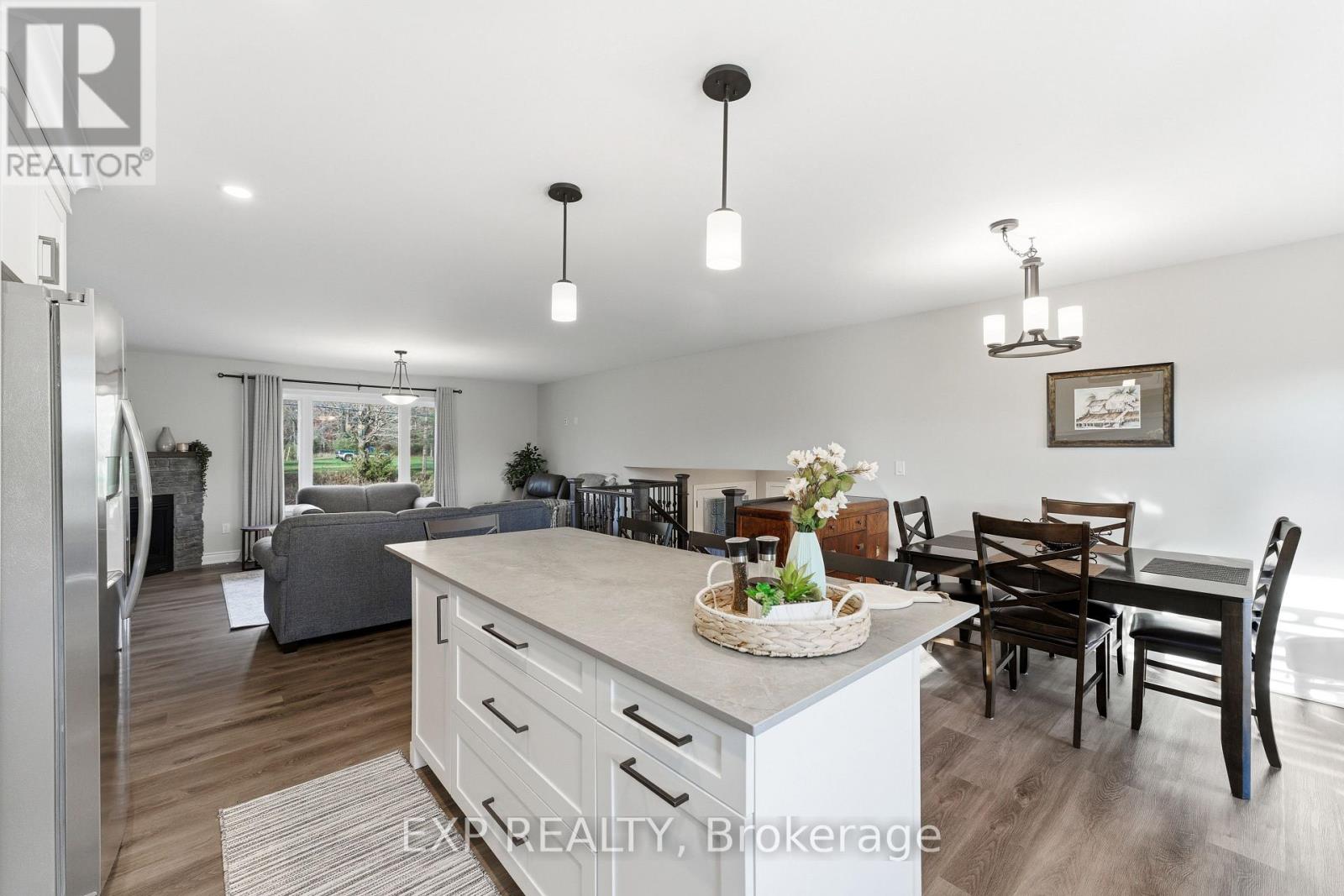 167 Bernard Long Road, Quinte West, Ontario  K8V 5P6 - Photo 15 - X12476127